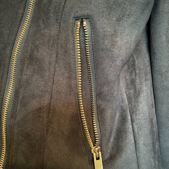 New York and Company, OVERSIZED Size XS (Fits Larger) Blue Faux-Suede Moto - Picture 8 of 13